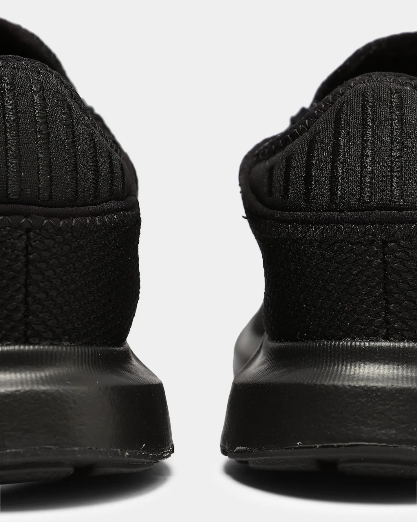 Adidas Swift Run X Black/Black/Black