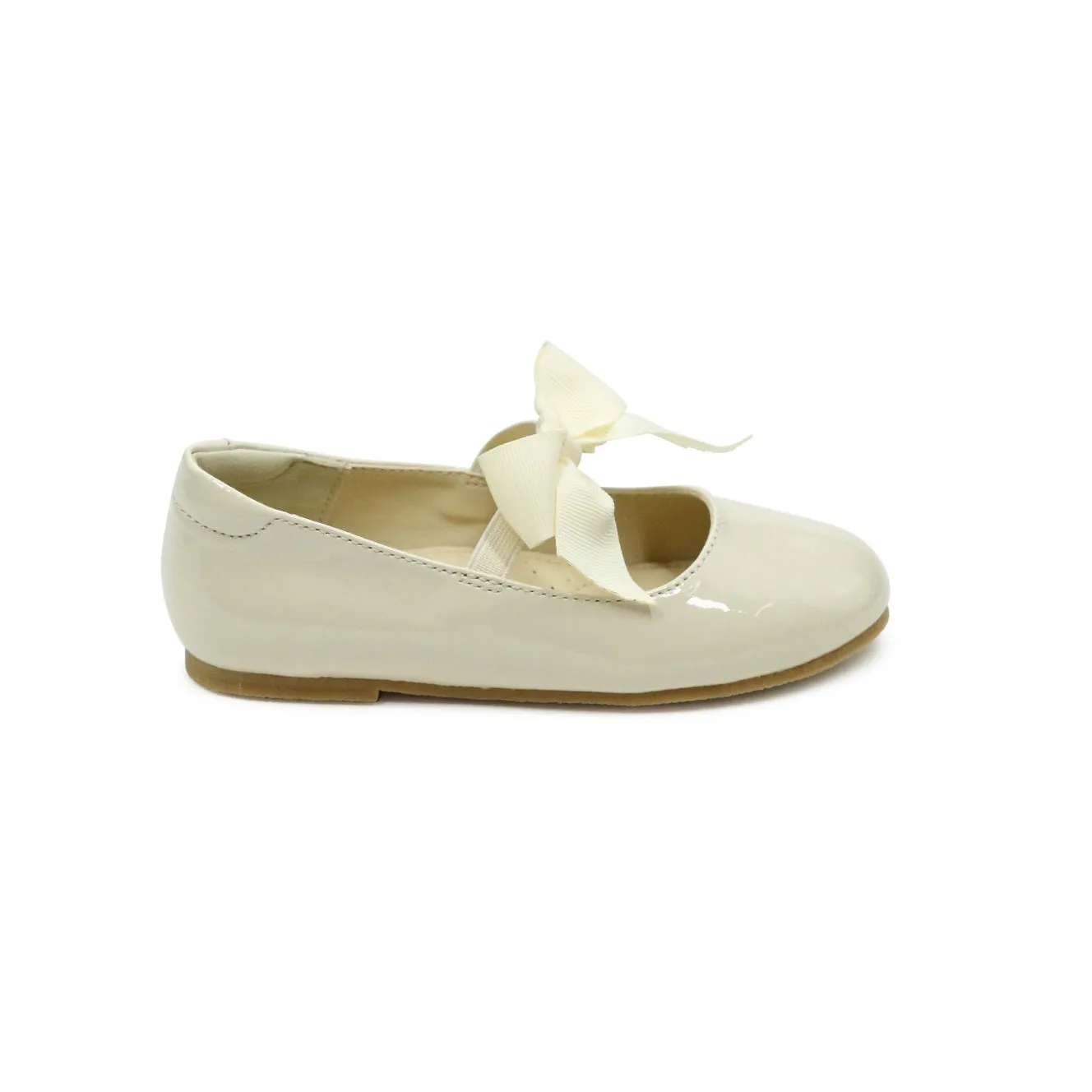 Amelia Bow Flat