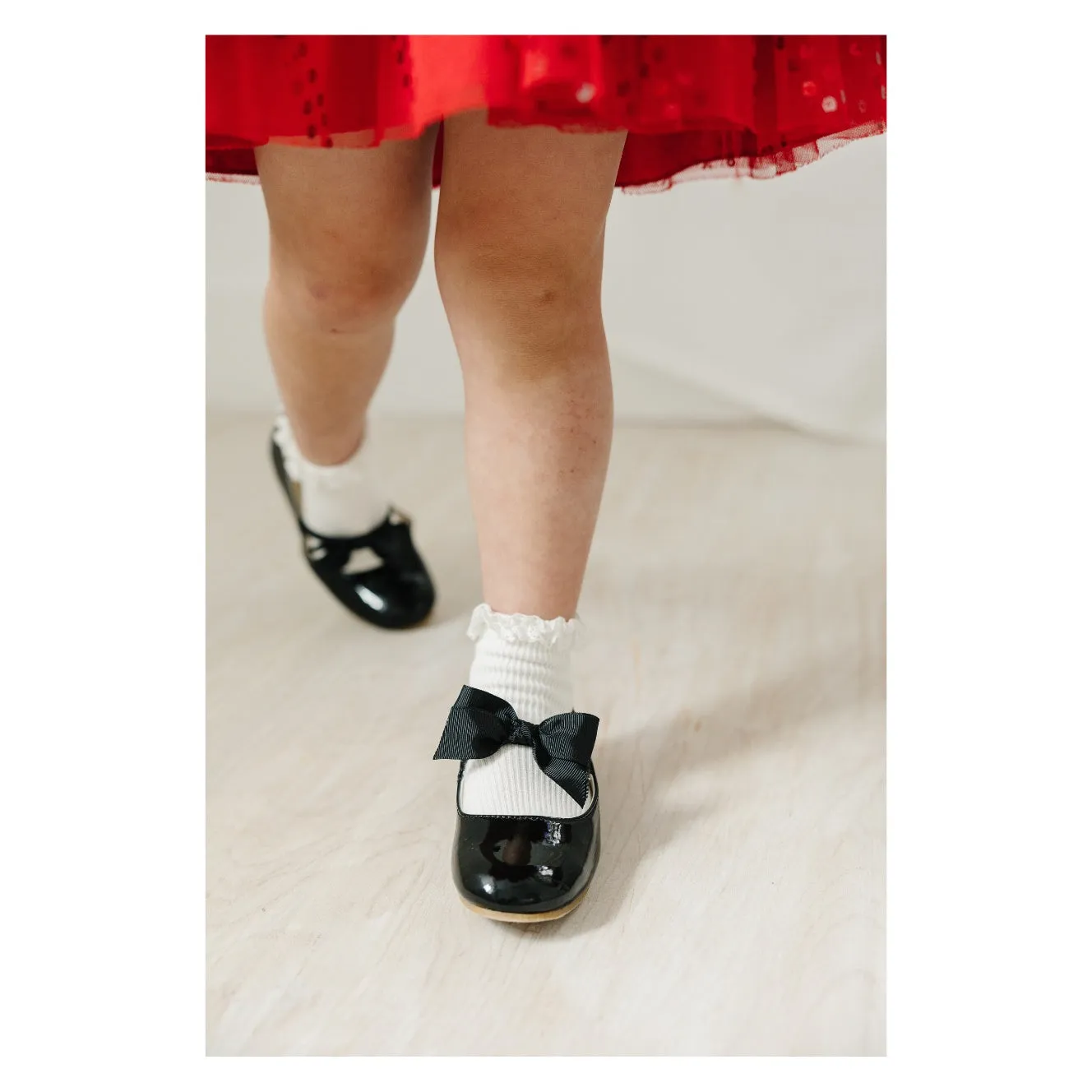 Amelia Bow Flat