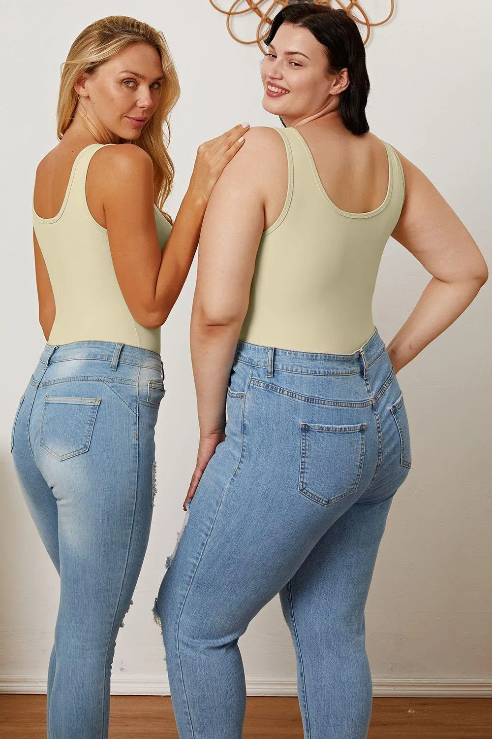 BASIC BAE Square Neck Sleeveless Bodysuit