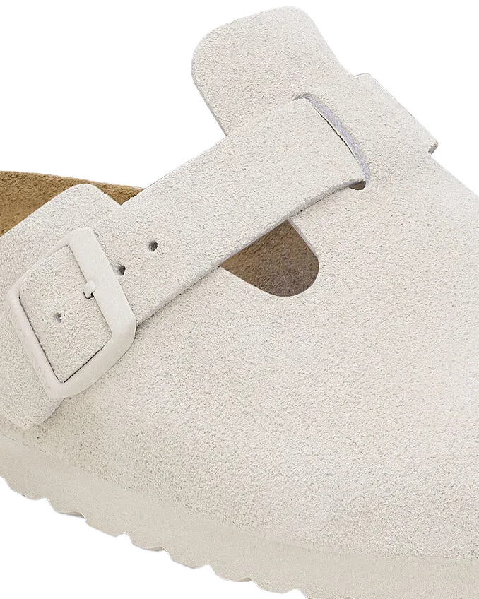 Boston Suede Leather Sandals in Antique White