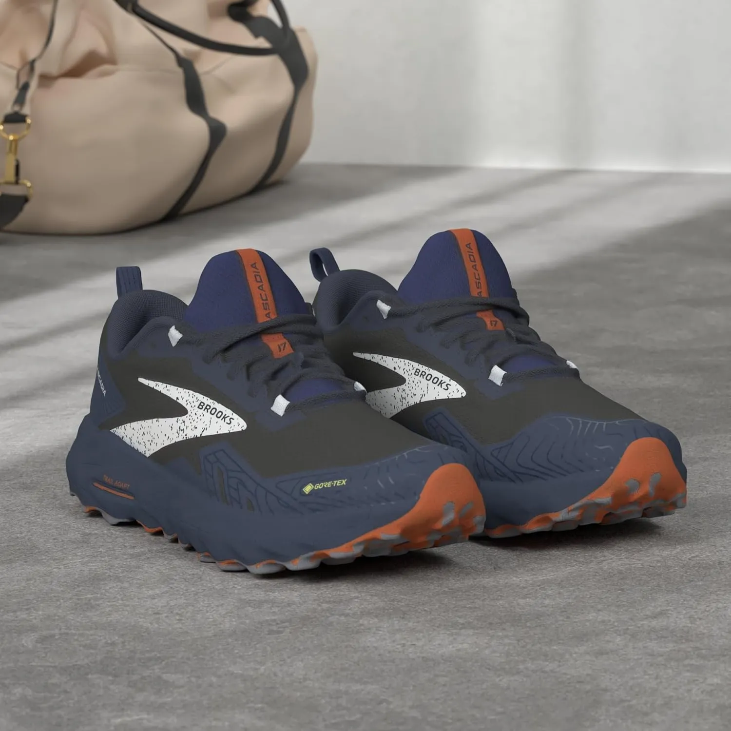 Brooks Mens Cascadia 17 GTX Waterproof Trail Running Shoe