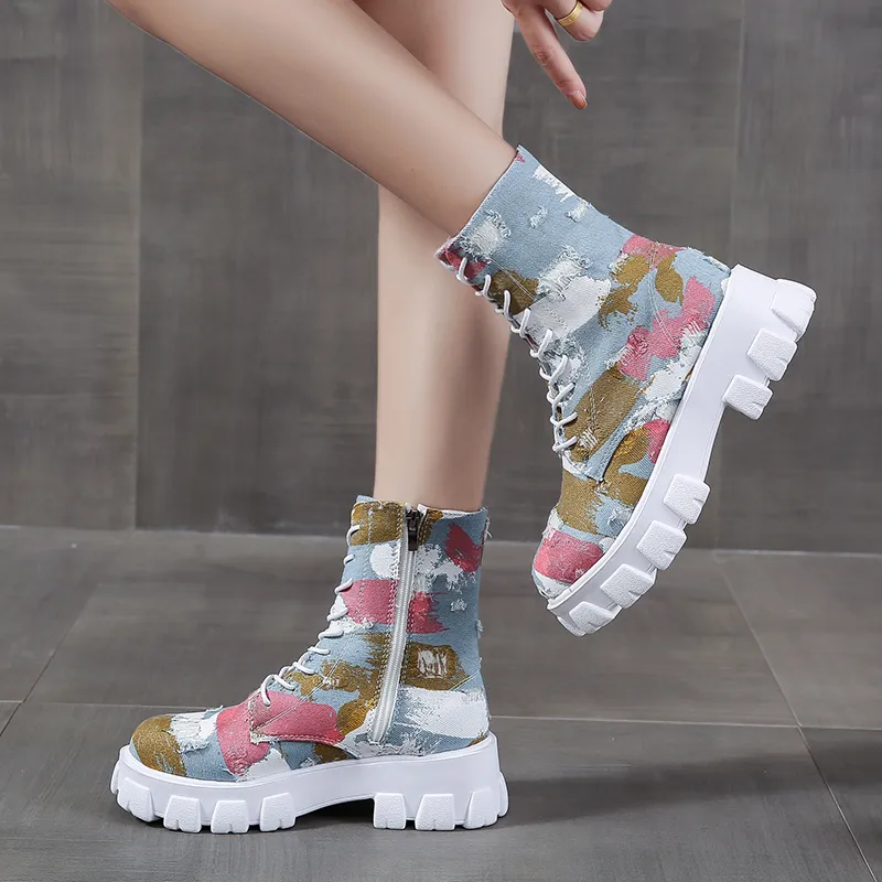 Female Combat Boots in Alternative Style / Rocker Girl Outfit / Cool Women's Shoes