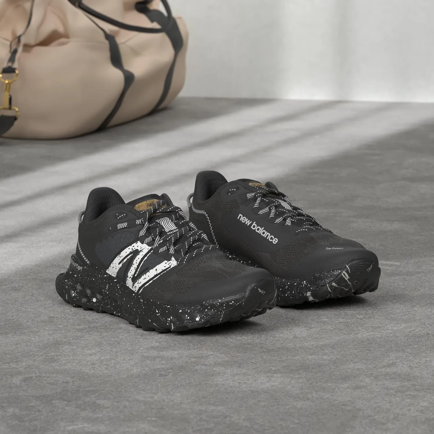 New Balance Women's Fresh Foam Garoe V1 Trail Running Shoe