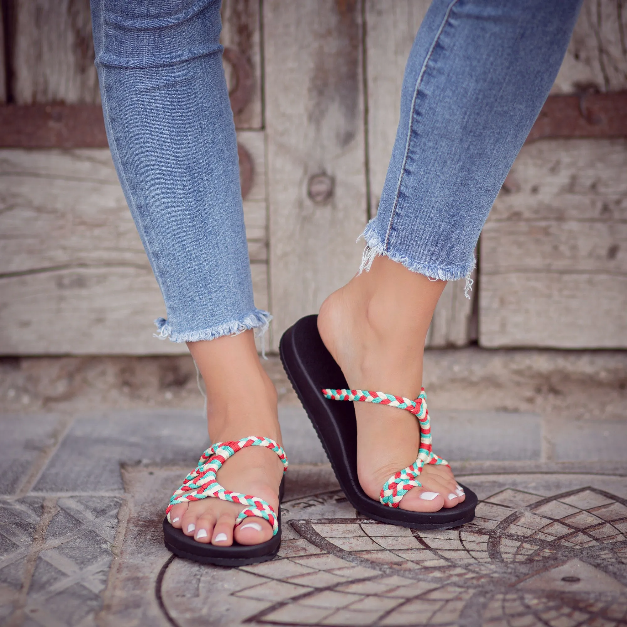 Relief Flip Flops for Women with Arch Support | Tricolor