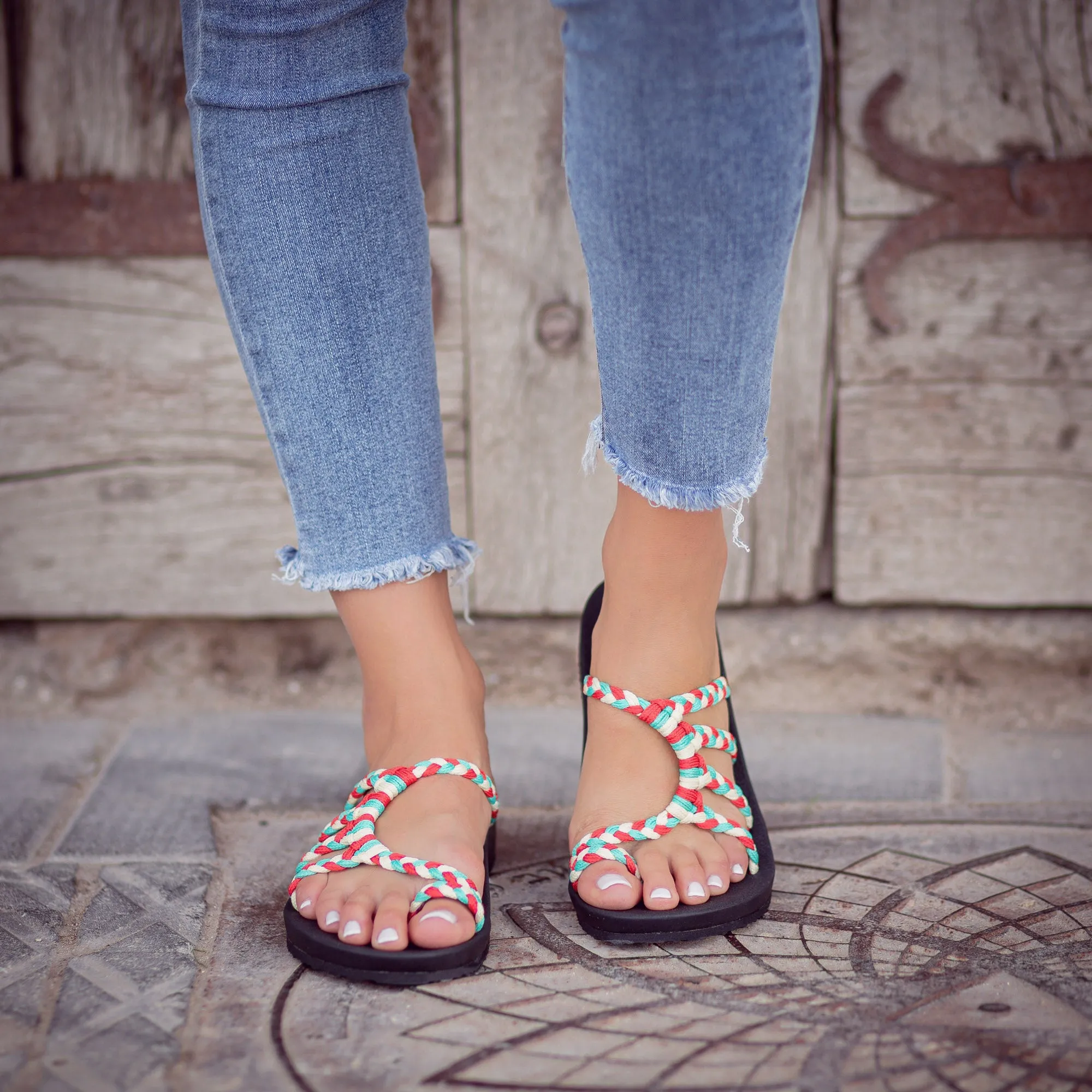Relief Flip Flops for Women with Arch Support | Tricolor