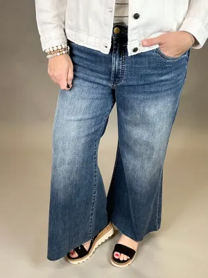 Ryan Adaptability Medium Base Jeans