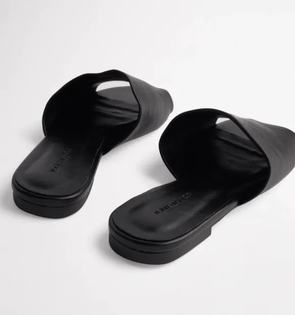 Tony Binaco Havier Black Sheep Nappa Flats