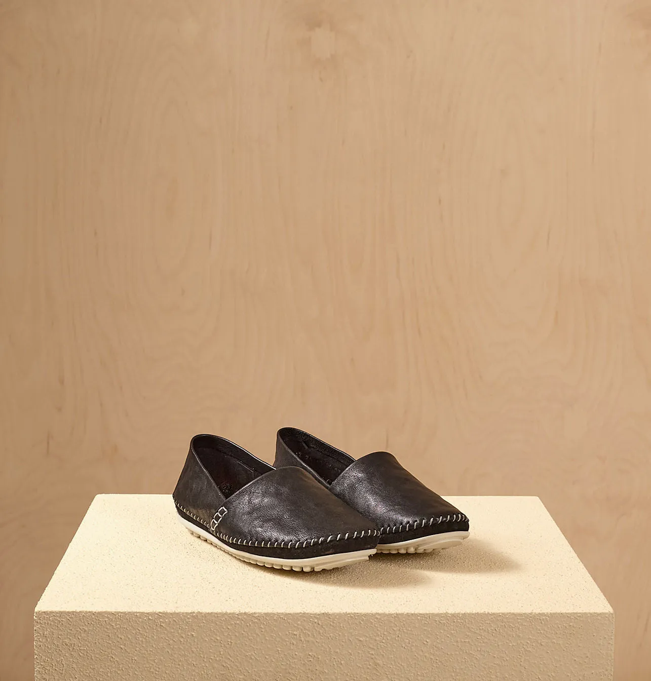 Vega Soft Slip On