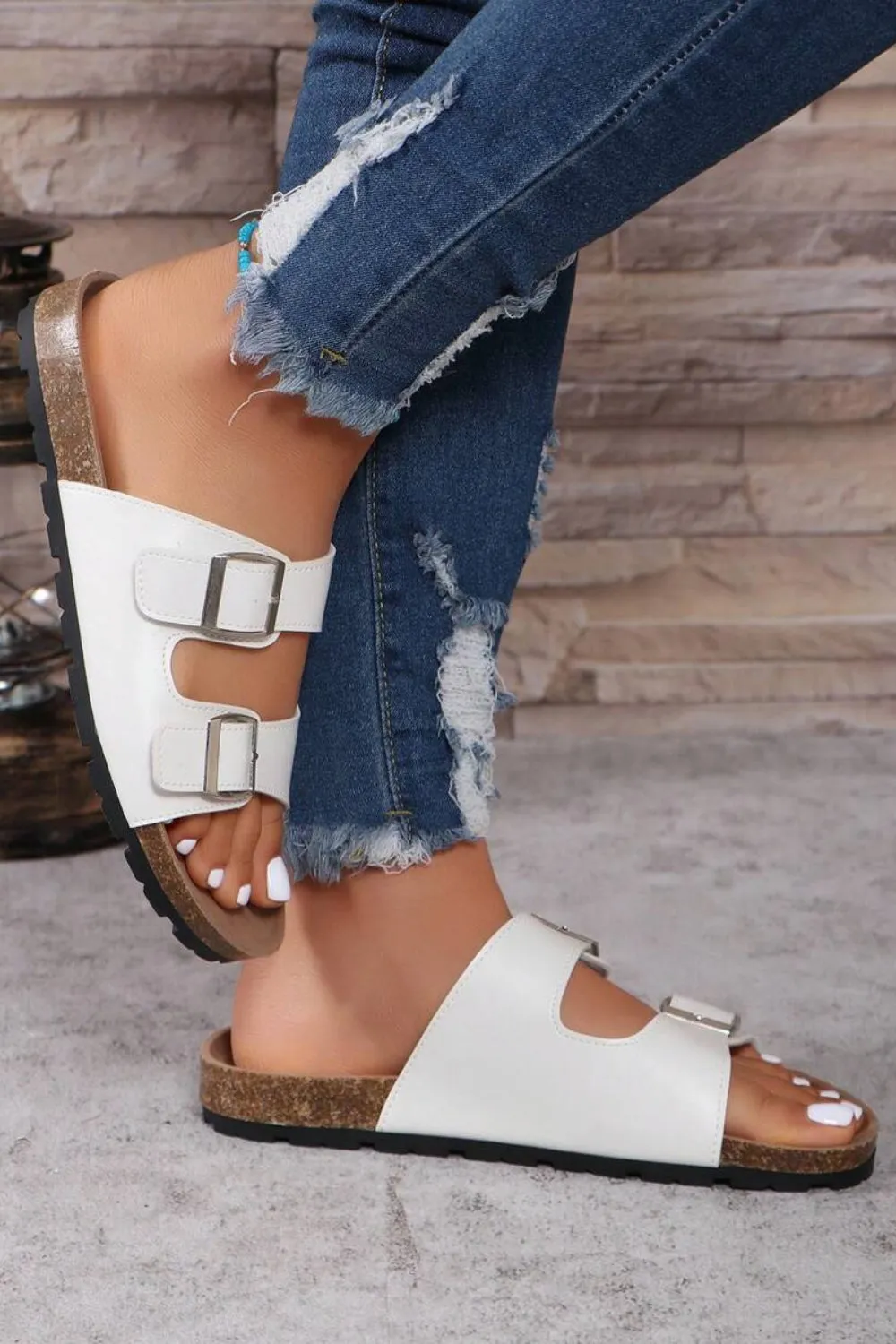 WHITE SOFT FOOTBED SUMMER FLAT SLIDERS SANDALS