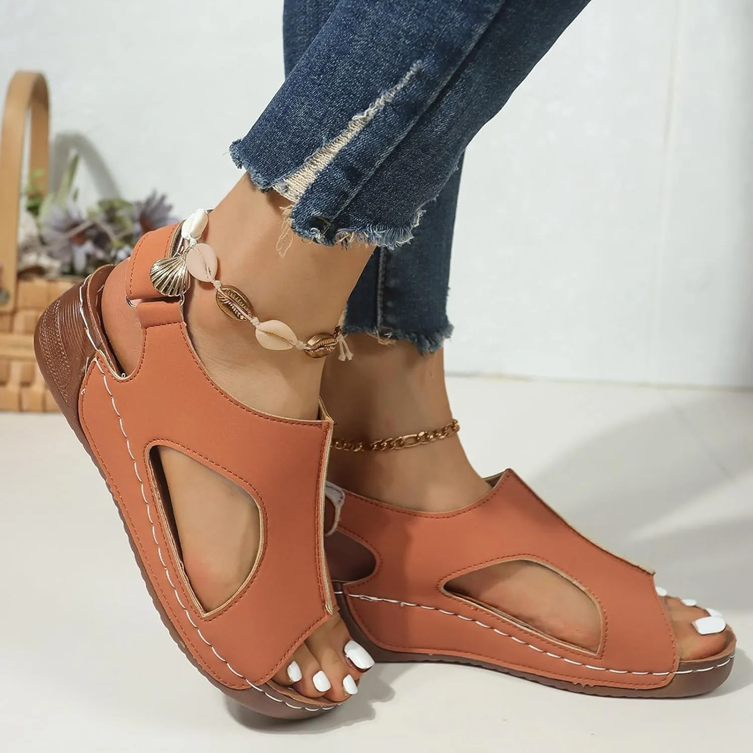 Women's Orthopedic Arch Support Sandals Comfortable Walking Flat Beach Sandals Casual Dressy Vacation Chic Summer