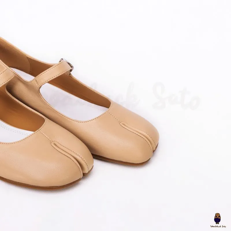 WoodChuckSato Women's Men's Beige Tabi Split-Toe Sheep Leather Mary Jane Shoes with 3cm Heel & Adjustable Strap Sizes EU 35-41